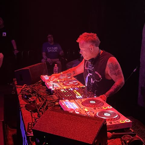 Dirty Mind Tricks - Fraktured Phoenix resident DJ