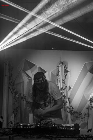 Back To The Warehouse - Fraktured Phoenix rave photo 23