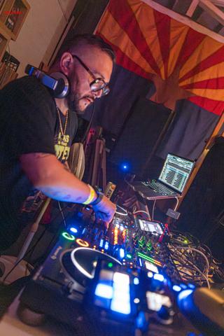 Back To The Warehouse - Fraktured Phoenix rave photo 32