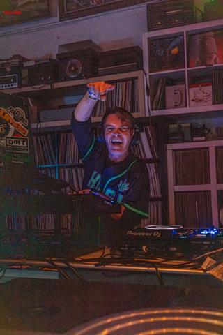 Back To The Warehouse - Fraktured Phoenix rave photo 52