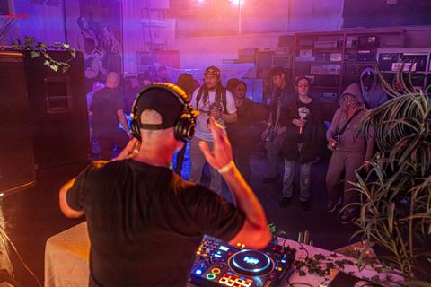 Back To The Warehouse - Fraktured Phoenix rave photo 58
