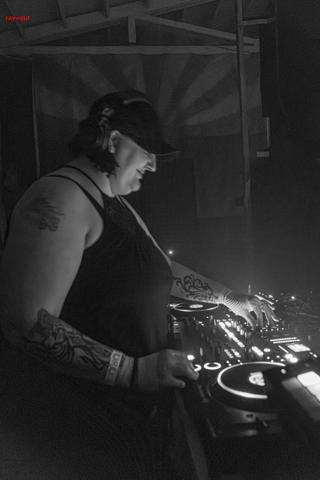 Back To The Warehouse - Fraktured Phoenix rave photo 73