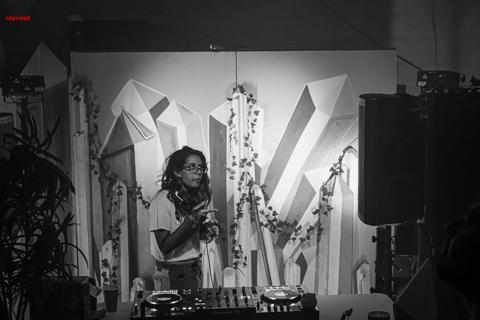 Back To The Warehouse - Fraktured Phoenix rave photo 82