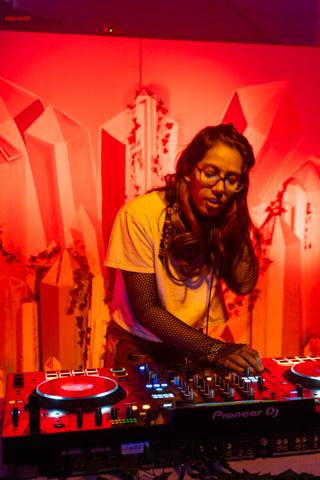 Back To The Warehouse - Fraktured Phoenix rave photo 92