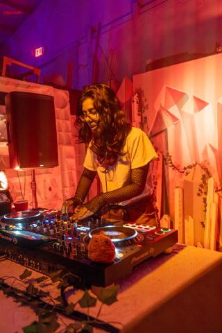 Back To The Warehouse - Fraktured Phoenix rave photo 95