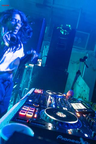 Back To The Warehouse - Fraktured Phoenix rave photo 97