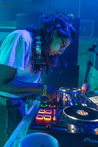 Back To The Warehouse - Fraktured Phoenix rave photo 101