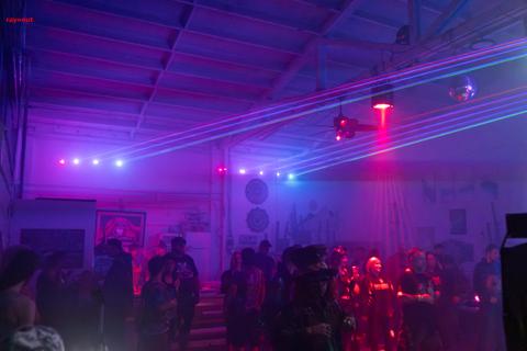 Back To The Warehouse - Fraktured Phoenix rave photo 131