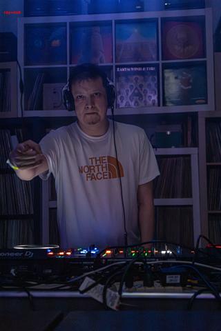 Back To The Warehouse - Fraktured Phoenix rave photo 140