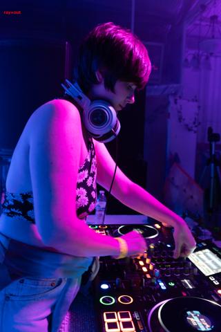 Back To The Warehouse - Fraktured Phoenix rave photo 153