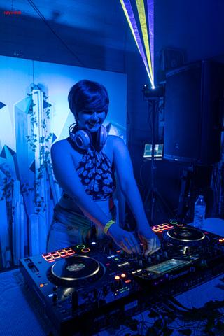 Back To The Warehouse - Fraktured Phoenix rave photo 155