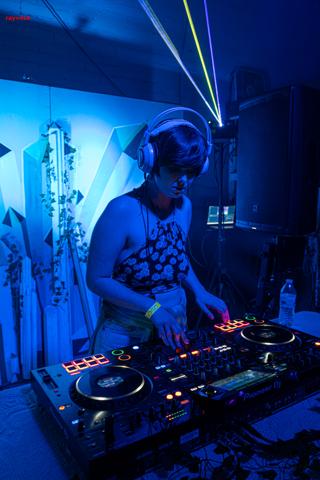 Back To The Warehouse - Fraktured Phoenix rave photo 161