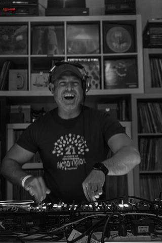 Back To The Warehouse - Fraktured Phoenix rave photo 172