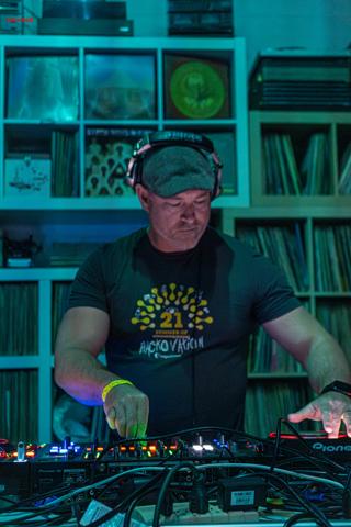 Back To The Warehouse - Fraktured Phoenix rave photo 173
