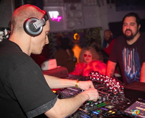 Bass Face photo
