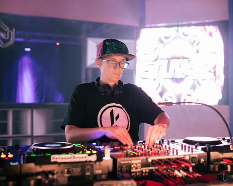 Warehouse Rave photo