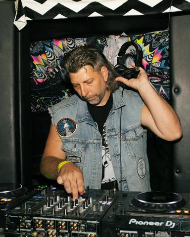 Warehouse Rave photo