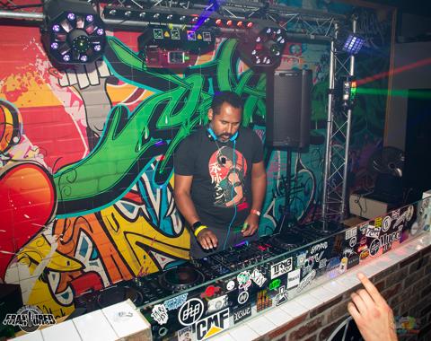 Uplink - Fraktured Phoenix rave photo 27